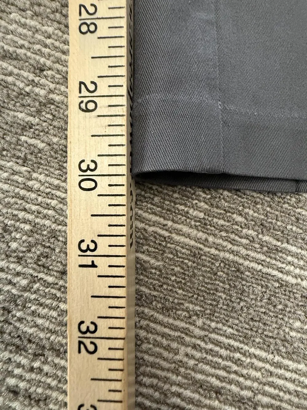 Haggar Pants Mens 30x30 Grey Straight Fit Premium No Iron Khaki Flat Front Chino